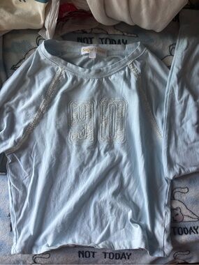 Girls' Light Blue Long Sleeve Tee with '90' Embroidery
